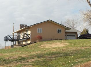 1117 Vista Del Lago, Council Grove, KS 66846