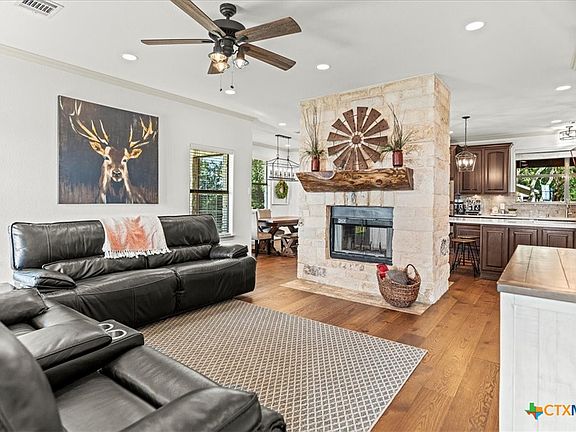 5th image of 308 Canna Lily Cir