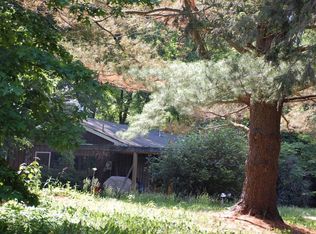 19 Buckwalter Rd, Spring City, PA 19475