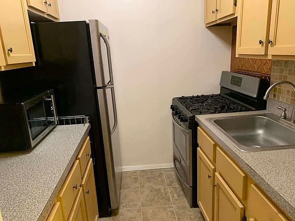 5th image of 45 W 118th St #21