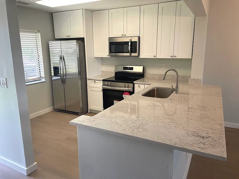 2091 NW 21st Ter #106 — Photo 1