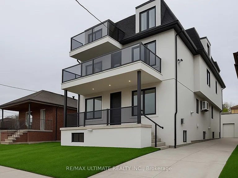 6 Chudleigh Rd #MAIN FLOOR — Photo 1