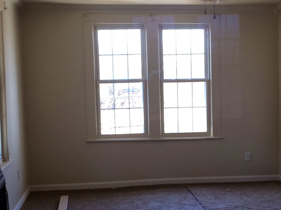 2nd image of 2603 E 45th St