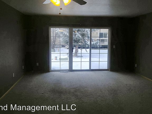4th image of 3955 Olympic Blvd APT 29