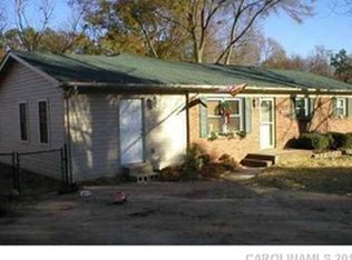 324 S Pine St, Dallas, NC 28034
