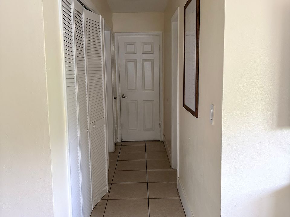 1st image of 4730 NW 10th Ct APT 302