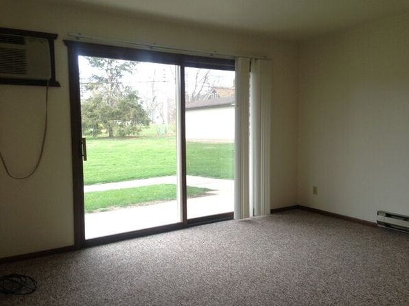 421 Meadowridge Cir #2