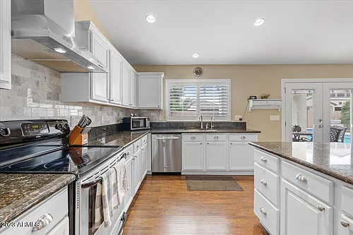 15257 W Hearn Rd Photo 1