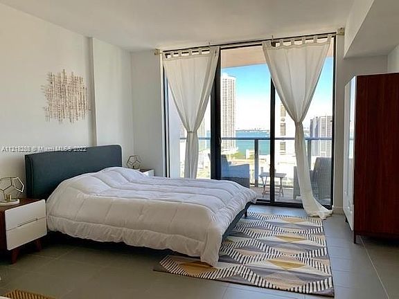 3rd image of 1600 NE 1st Ave APT 2202
