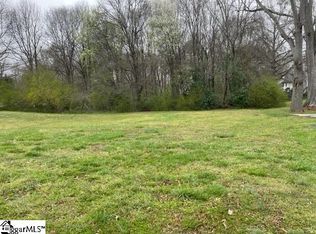 307 E Butler Rd, Mauldin, SC 29662