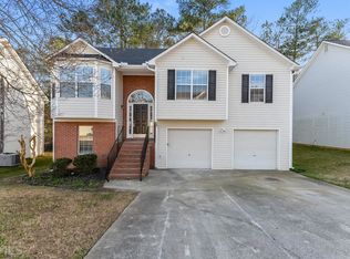 11691 Spring Lake Way, Fayetteville, GA 30215