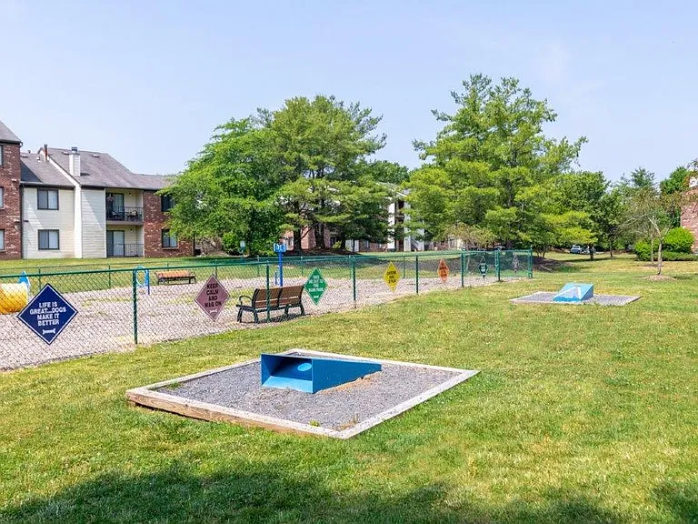 Cranbury Crossing Apartment Homes — Photo 16