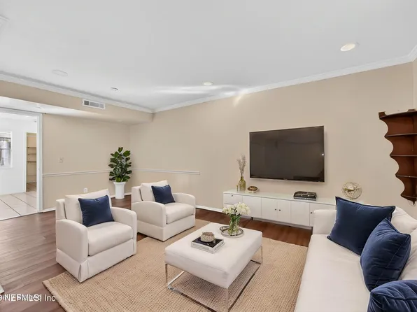 4822 WINDRUSH LN Lane #A-4-A, Jacksonville, FL 32217