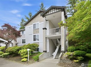Sundance At Klahanie, Sammamish, WA 98029