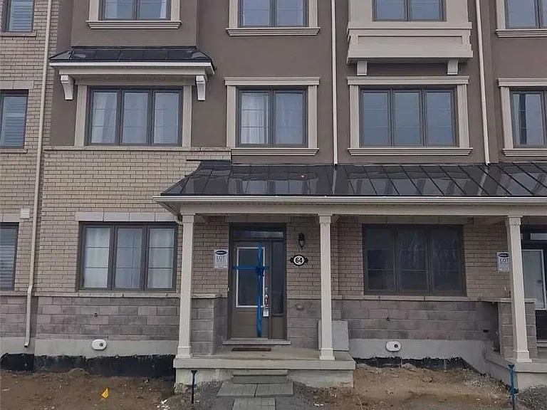 64 Cornell Centre Blvd — Photo 1