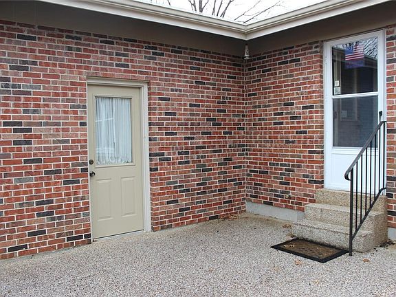 3rd image of 12216 Tarpon Dr