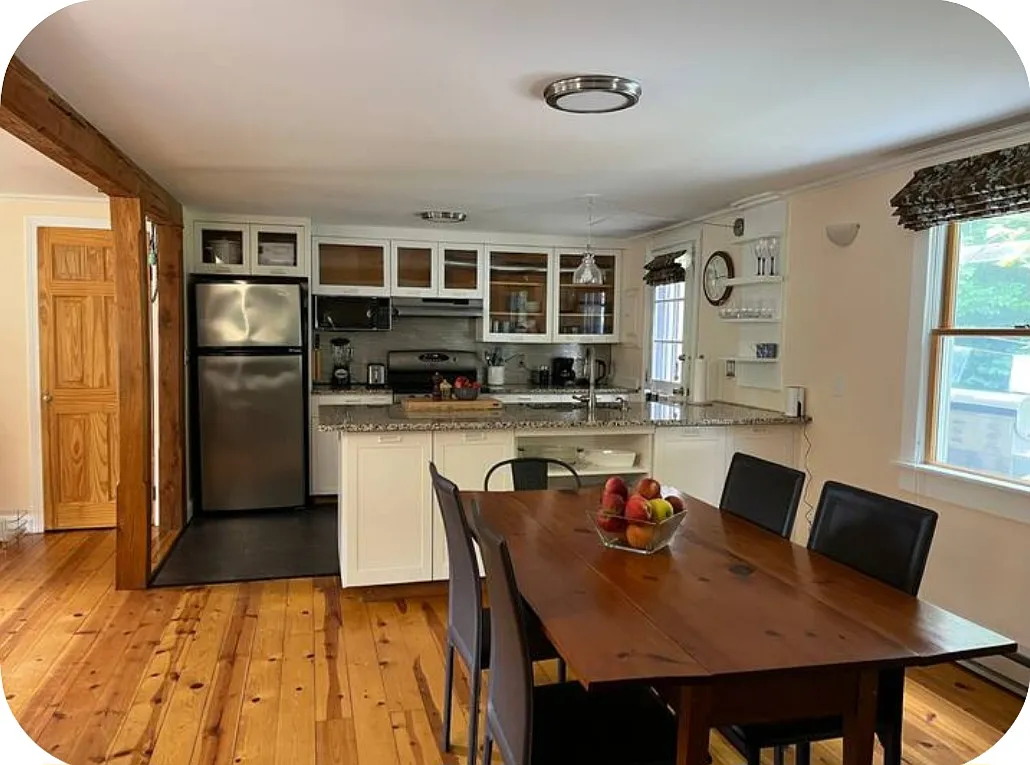 2 bed, 1.5 bath, 1600 sqft, $3,250 — Photo 2