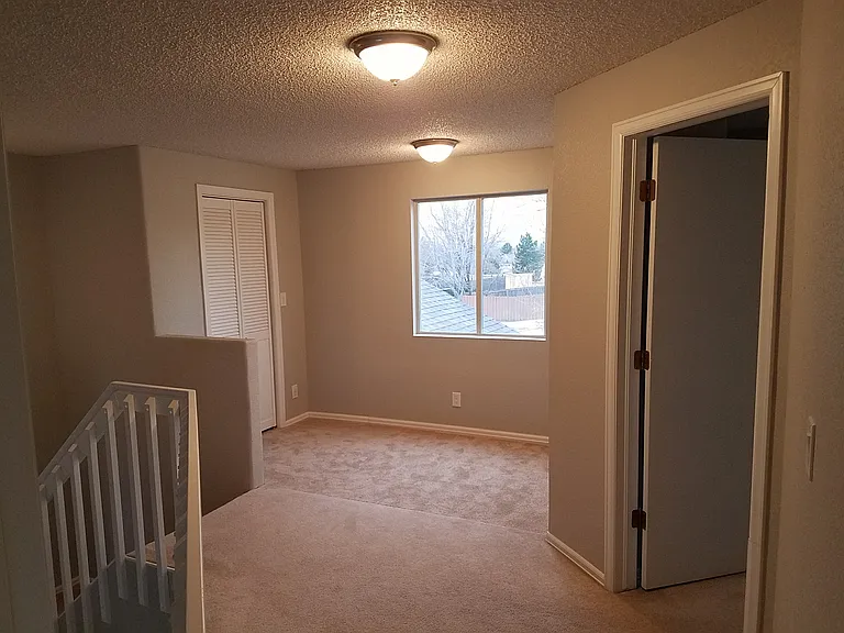 11351 W Parkhill Dr — Photo 9