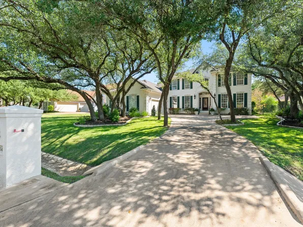 34 Hedgebrook Way, The Hills, TX 78738
