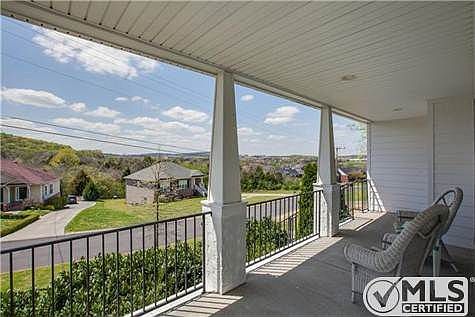 2nd image of 425 Williamsport Dr