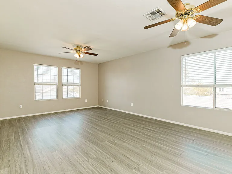 1096 Pincay Dr — Photo 9