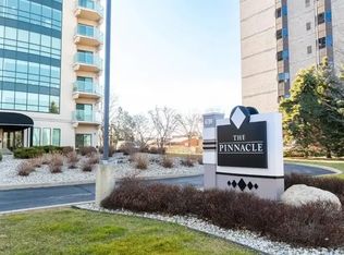 4789 Riverside Dr E #603, Windsor, ON N8Y5A2