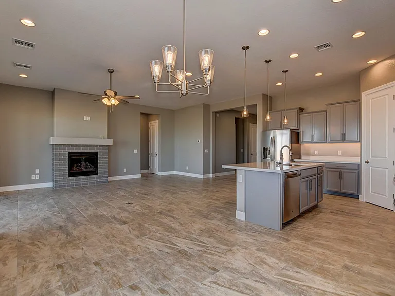 5388 Rocky Vista Dr — Photo 6