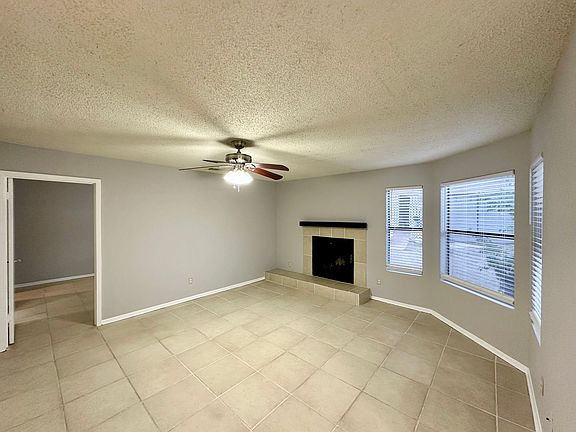 2nd image of 8805 Schick Rd APT A