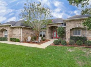 2573 Cove Rd, Navarre, FL 32566