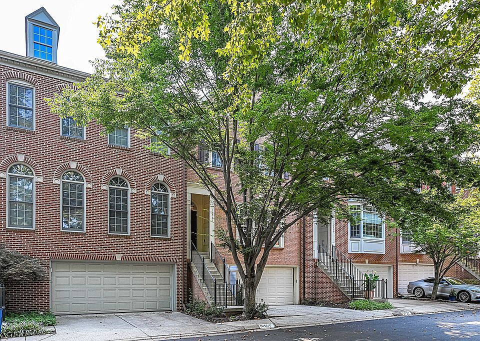 1st image of 10561 James Wren Way