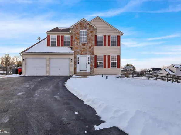 17 Lucy Ct, Pottstown, PA 19464