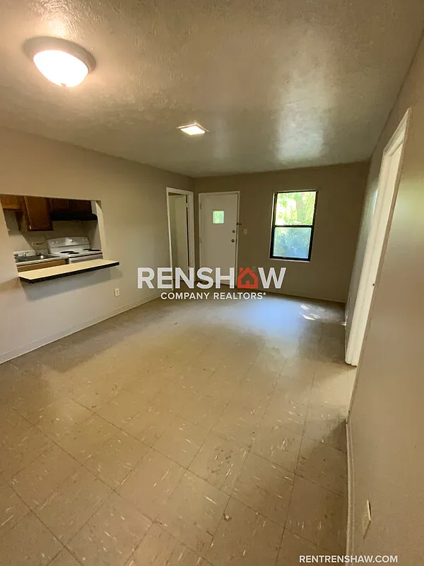 2 bed, 1.0 bath, 775 sqft, $750 — Photo 2