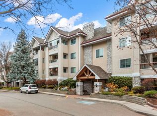 940 Glenwood Ave UNIT 302, Kelowna, BC V1Y9P2