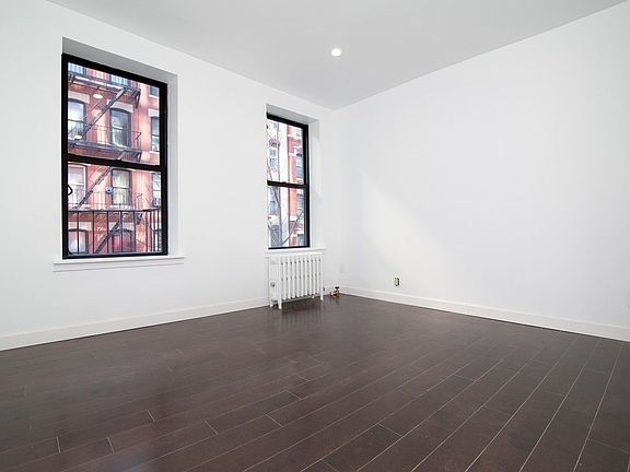 2nd image of 506 E 6th St #2F