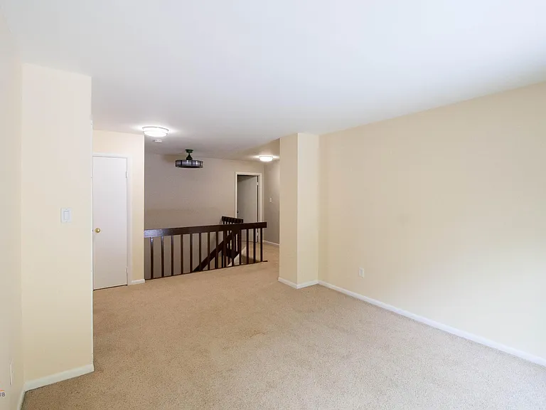 3503 Redwood Ct — Photo 38