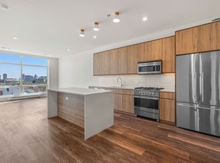 Nevele 22, Chicago, IL 60642