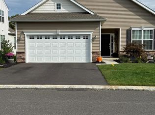 48 Tower Blvd, Eastampton, NJ 08060