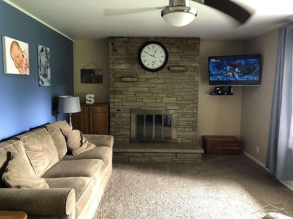 2nd image of 8104 Liskow Ct