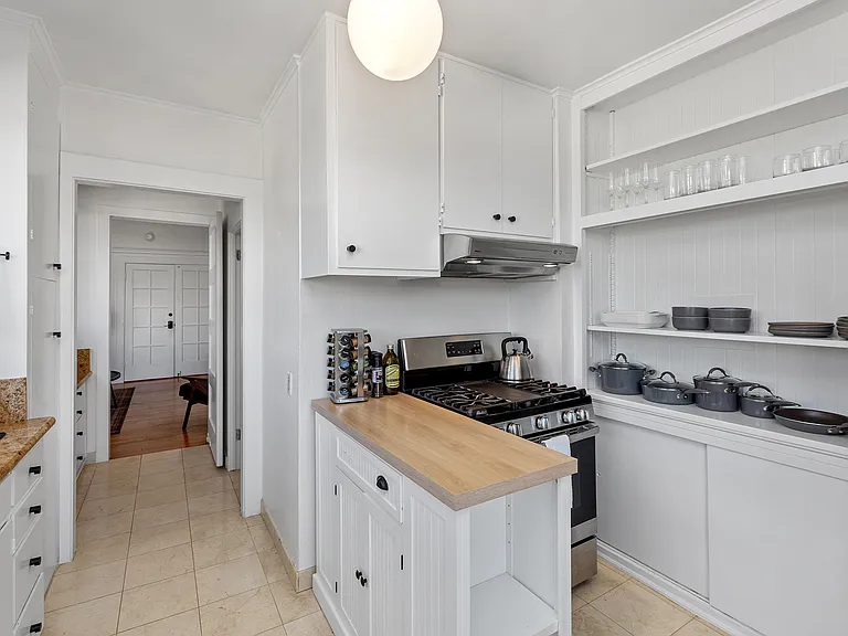 2621 Divisadero St #2 — Photo 15