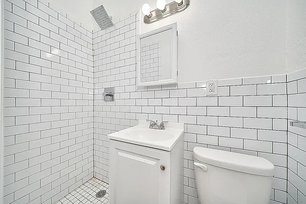 Rented by Living New York | media 12