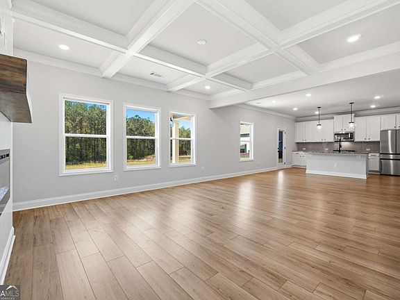 5th image of 176 Brant Cir