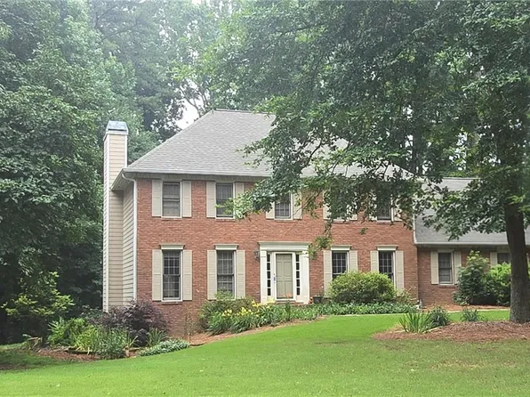 11205 Wilshire Chase Dr, Johns Creek, GA 30097