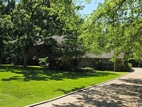 3rd image of 6630 223rd Ave