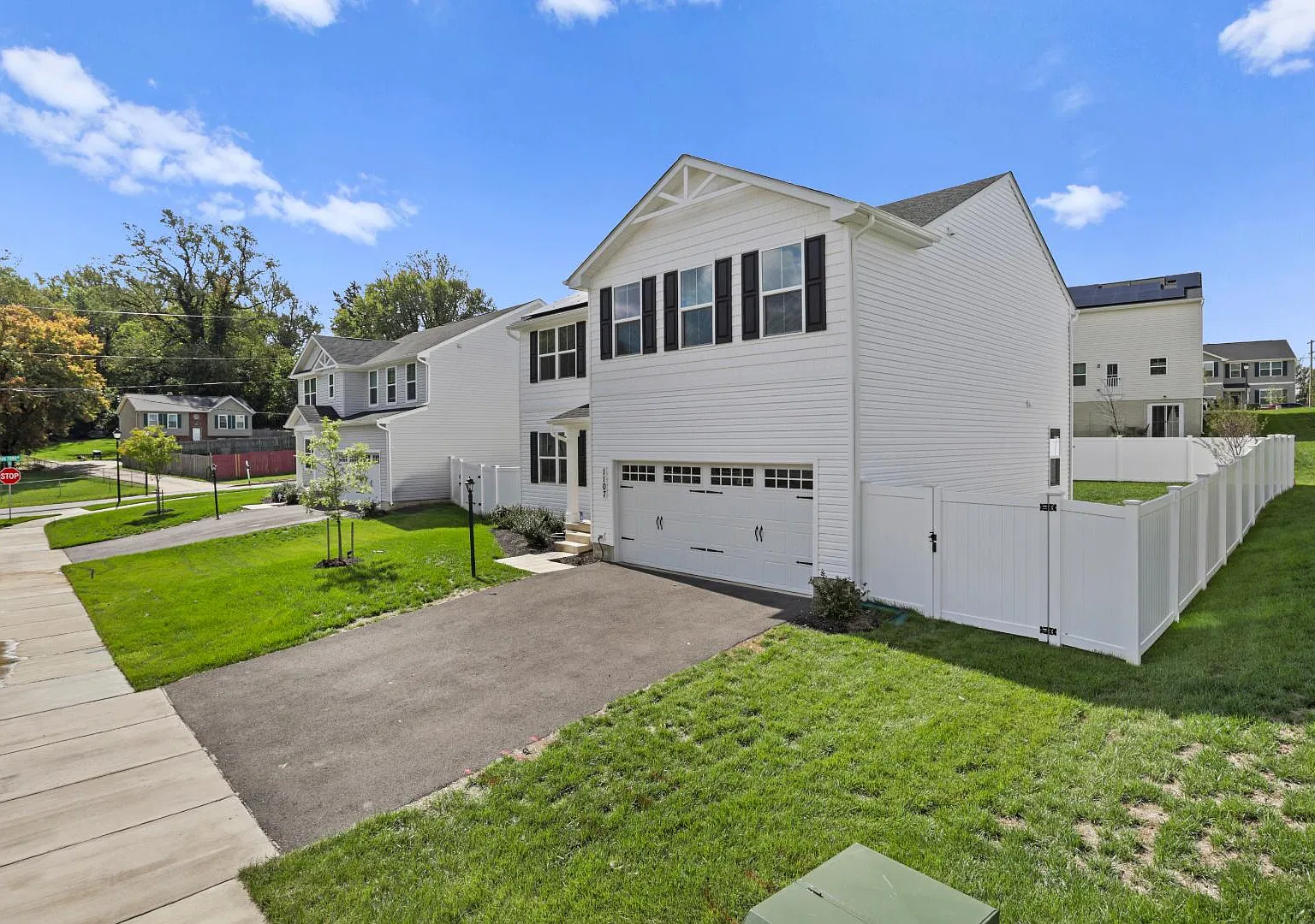 1107 Shumi Ct — Photo 3