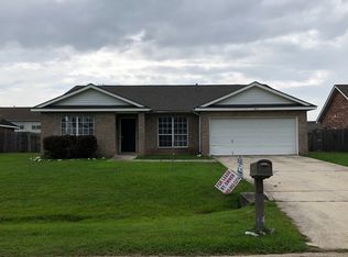 413 Saddlebrook Ct, Covington, LA 70435