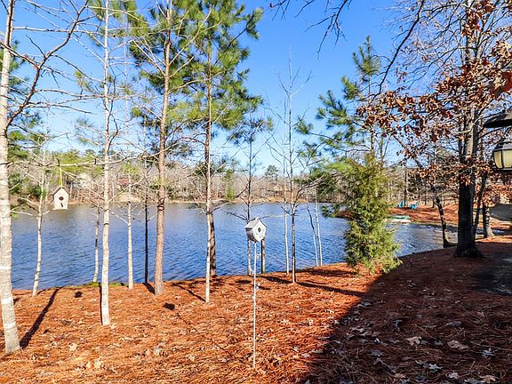 4th image of 704 Tuscan Lake Cv