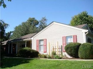 4909 Briarwood Dr, Macungie, PA 18062