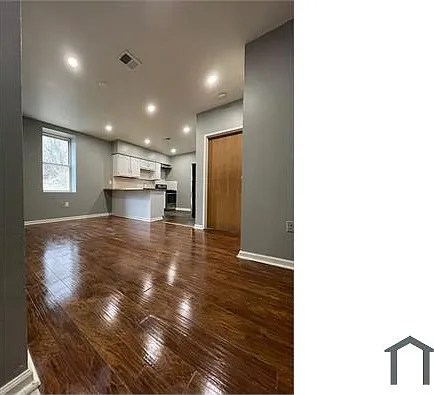 3 bed, 900 sqft, $1,550 — Photo 2