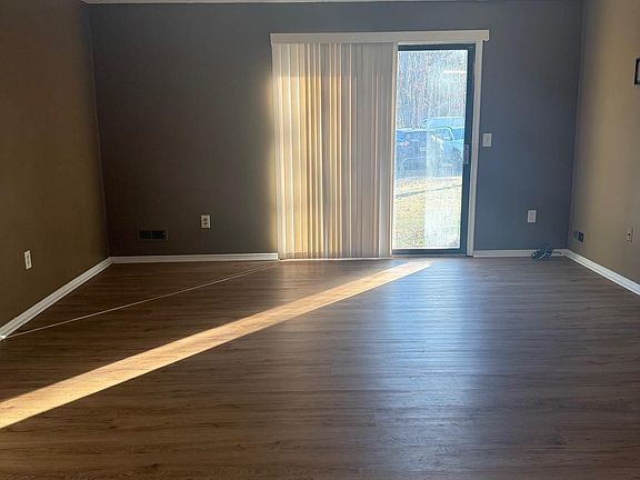 3rd image of 5 Liberty Ct #701