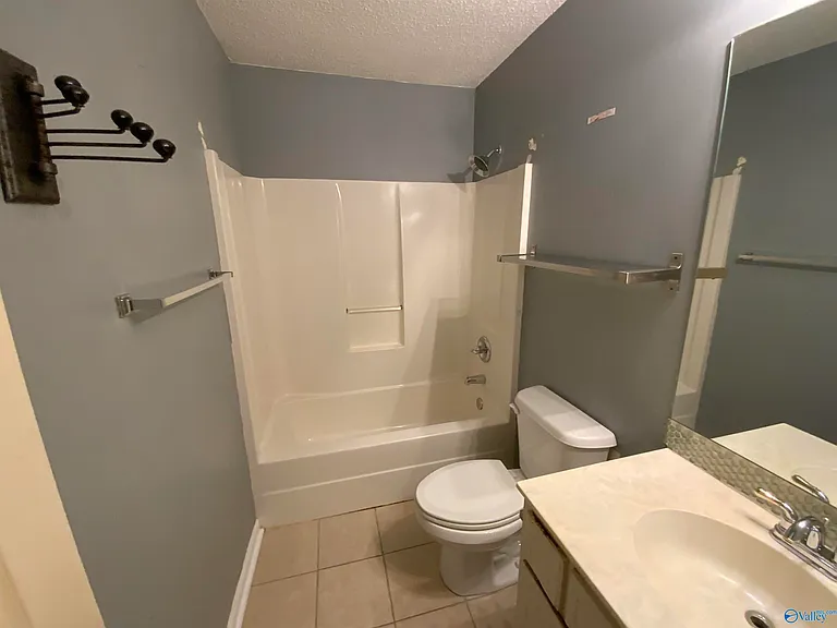 126 Rebecca Pines Dr — Photo 5